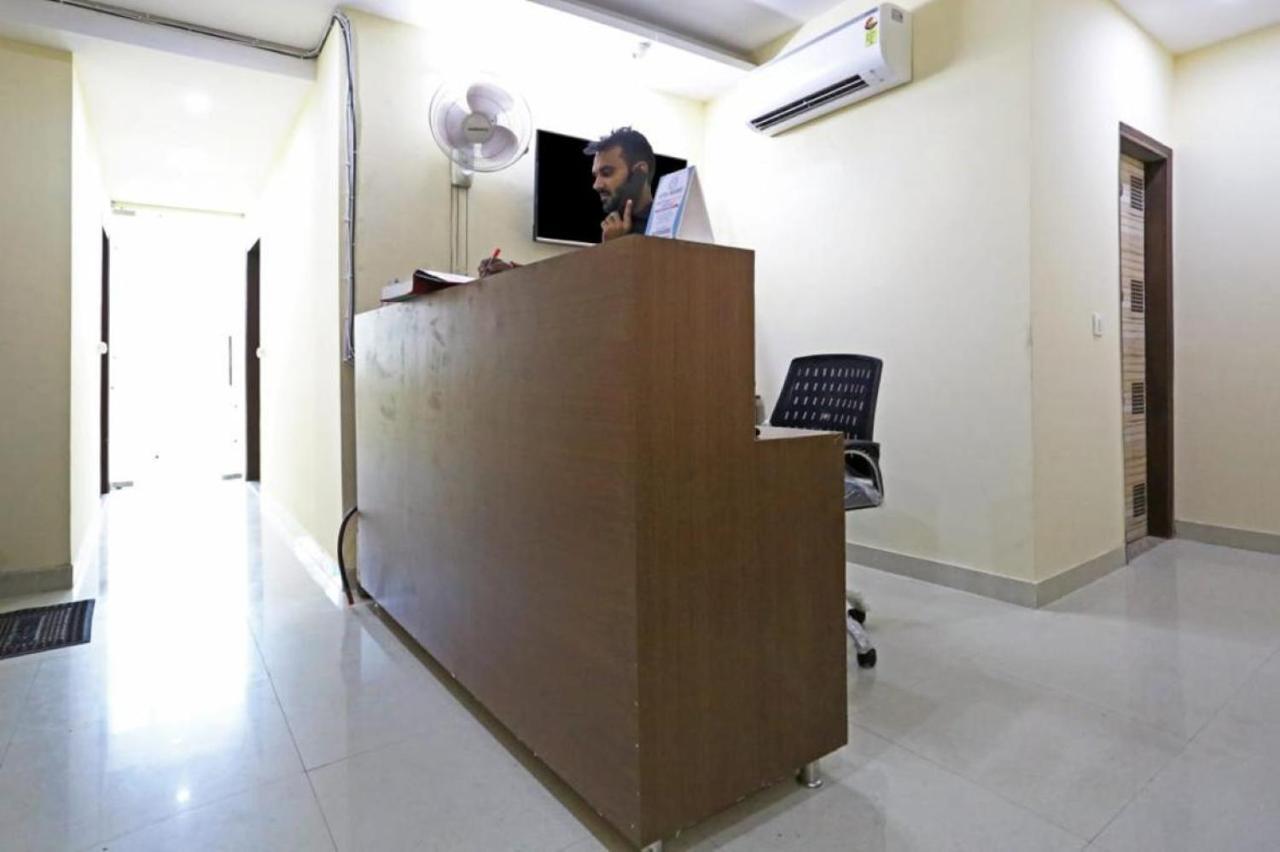 Hotel Mannat Bhera Enclave Új-Delhi Kültér fotó